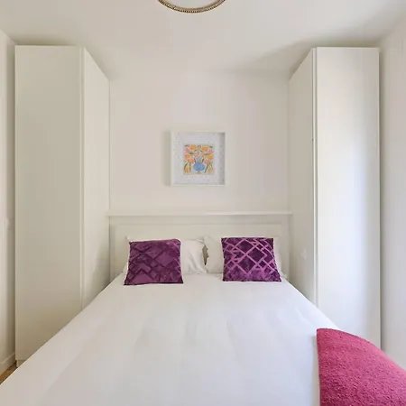 Appartement Charming Near The Eiffel Tower